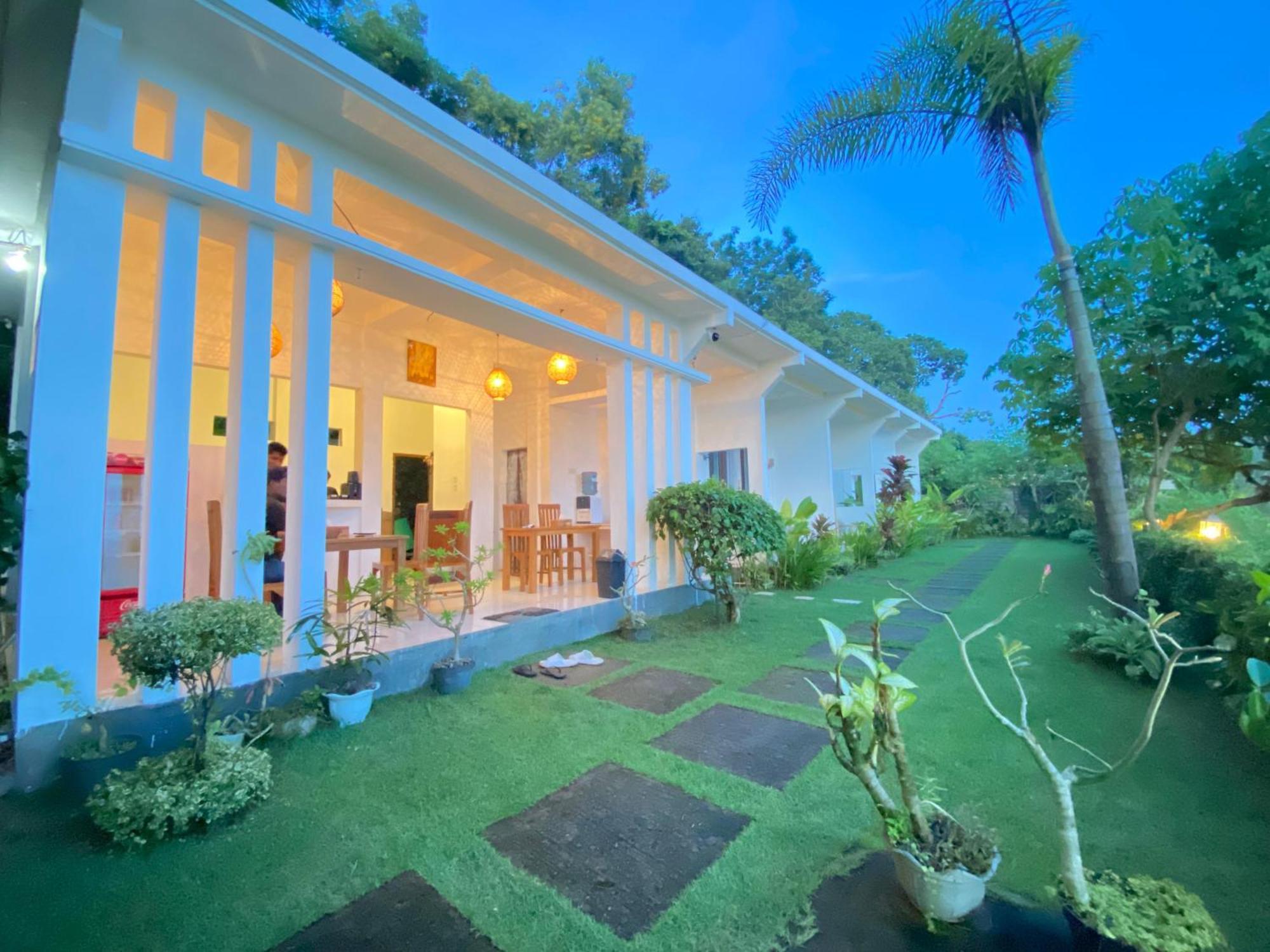 Hotel The Hill View Lombok Kuta  Esterno foto